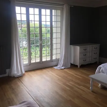 Belle Maison Dans Un Village De Charme Villa *